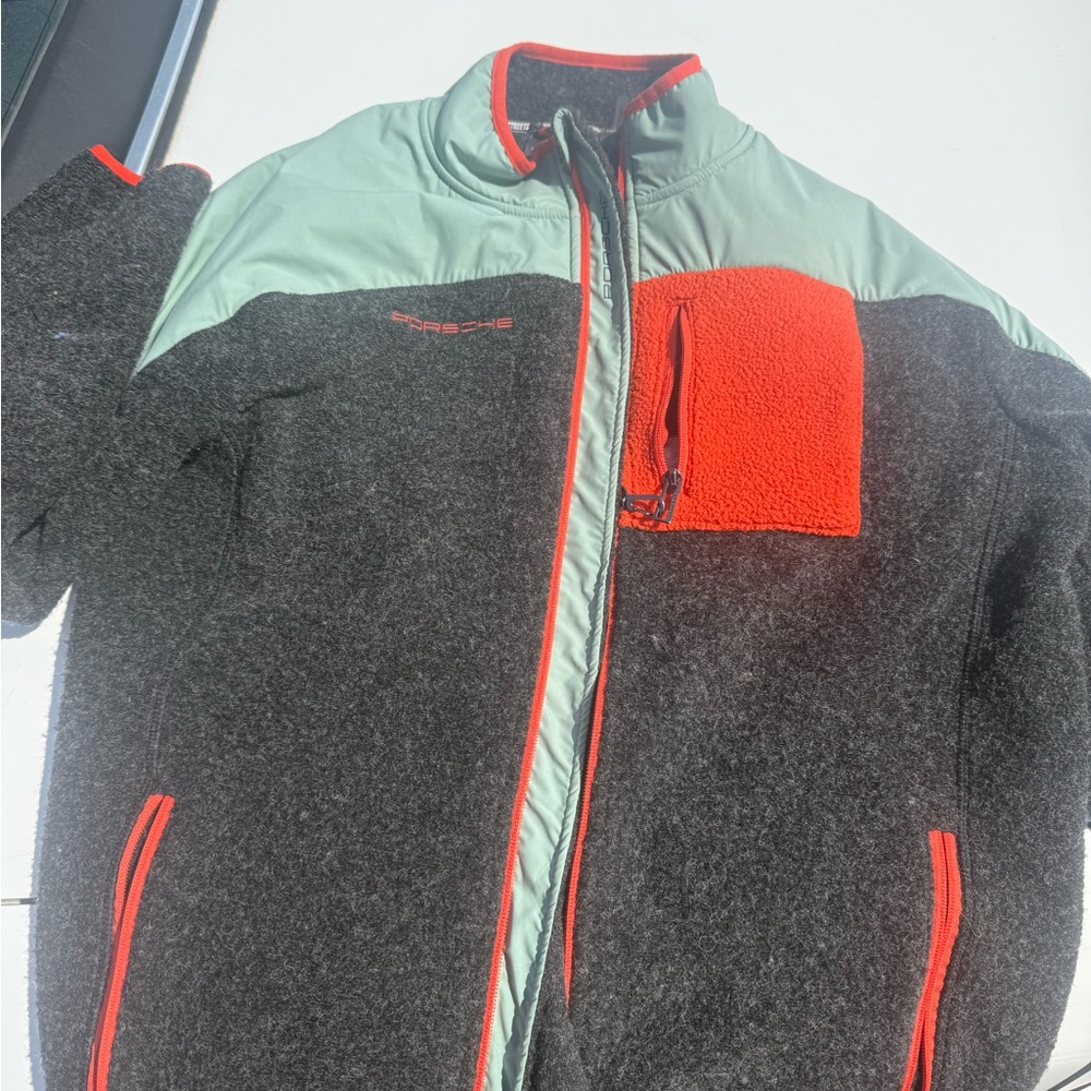 Men's Gray and Red Jacket